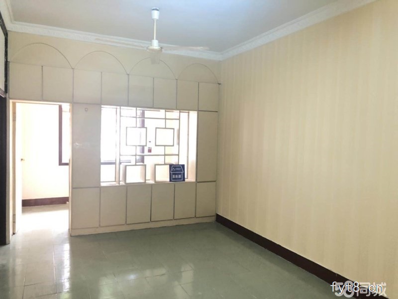 特价房源 市政府西边一点公正处院后计省委家属院!